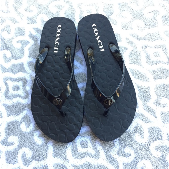 Coach Shoes - 🆕Coach Flip Flops